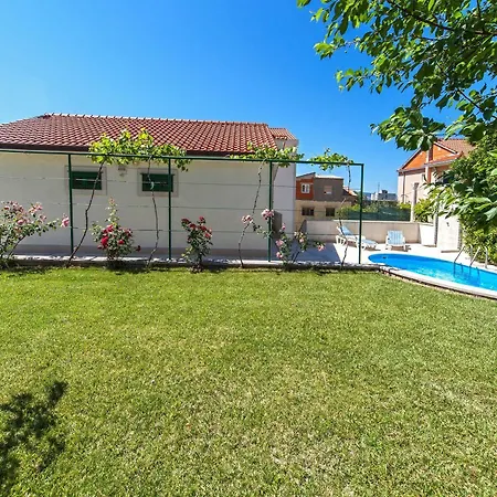 Villa Zivana *